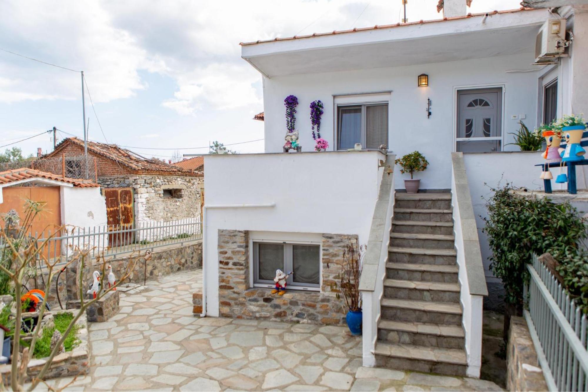 Hostal Titika House Vrasná Exterior foto